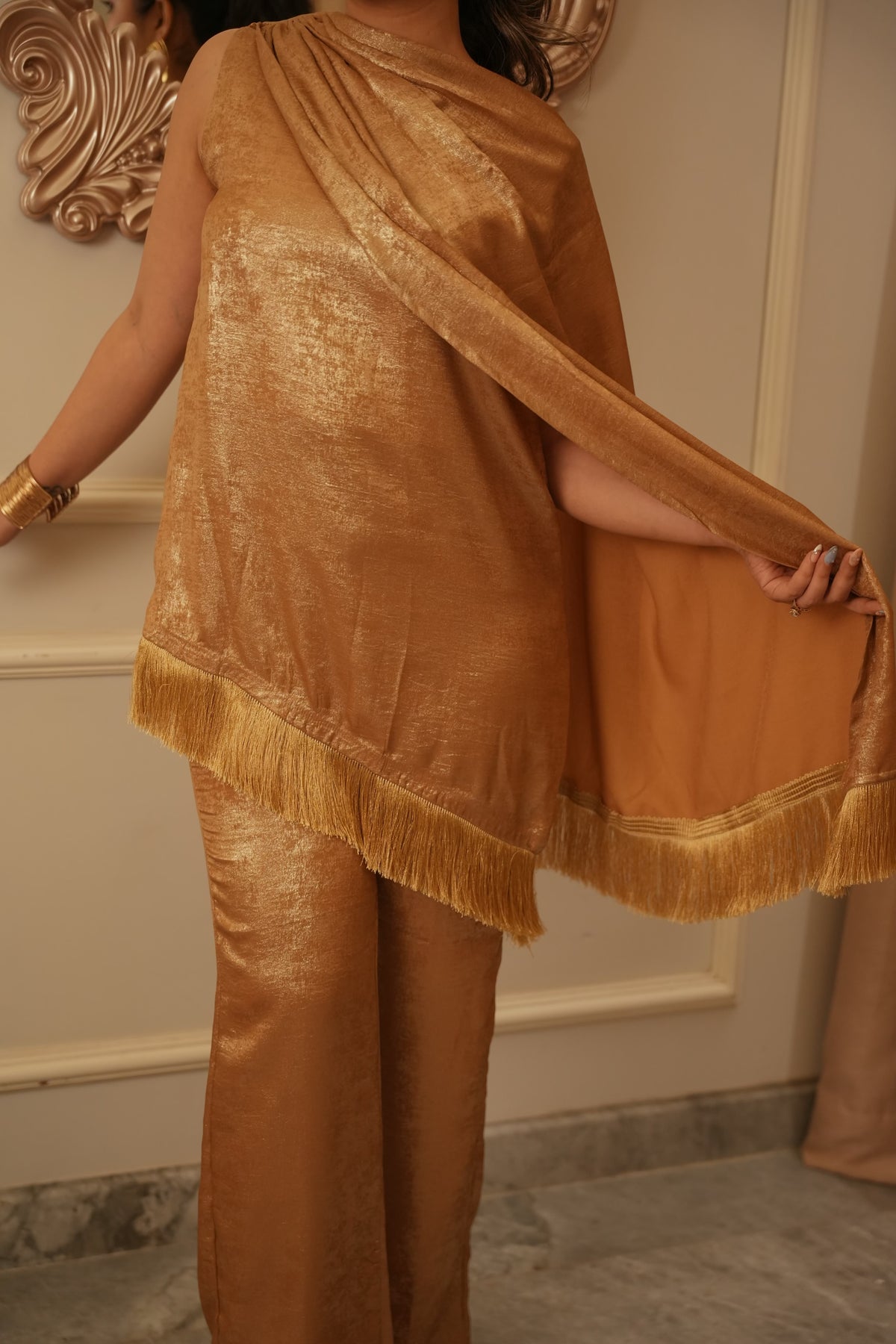 Sona Set, gold fringe co-ord set for women by Siyra, view 3